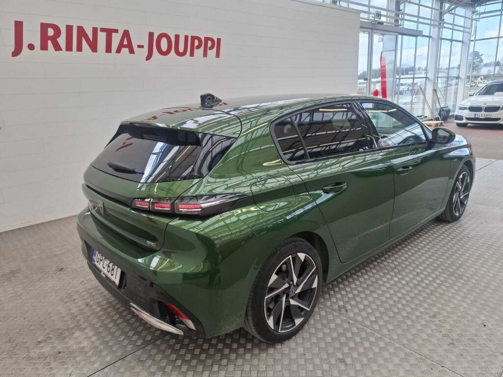 Peugeot 308 2022 Vihreä