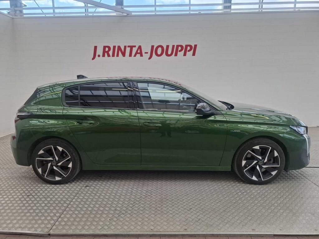 Peugeot 308 2022 Vihreä