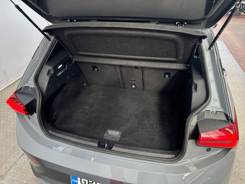 Cupra Born 2023 Harmaa