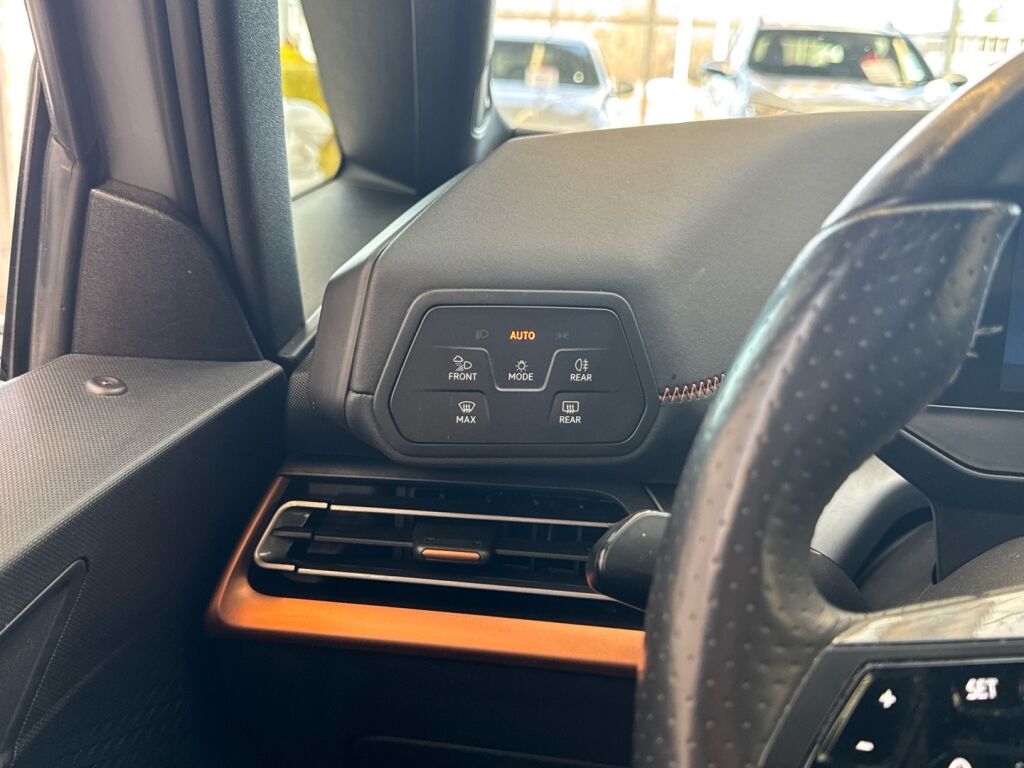 Cupra Born 2023 Harmaa