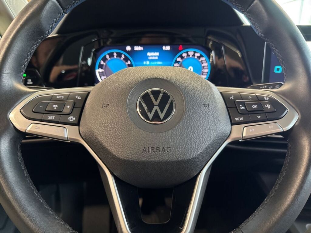Volkswagen Golf 2022 Harmaa