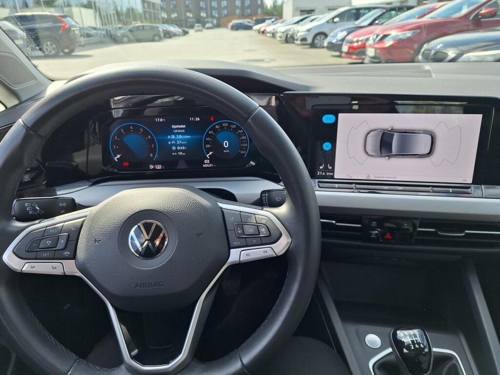 Volkswagen Golf 2022 Harmaa