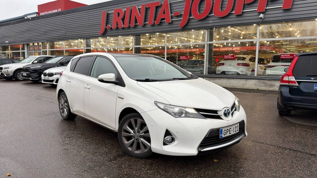 Toyota Auris 2013 Valkoinen