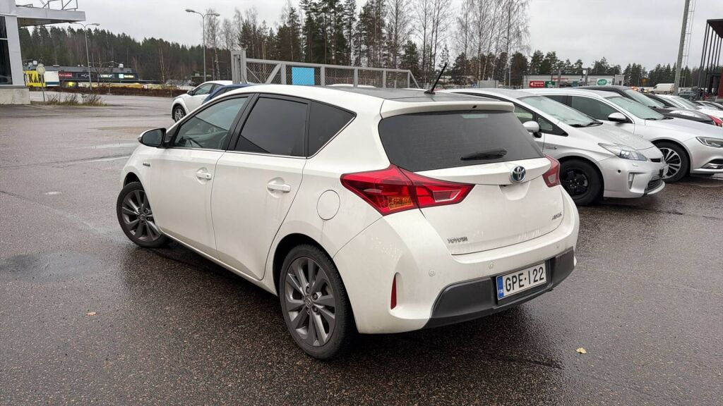 Toyota Auris 2013 Valkoinen