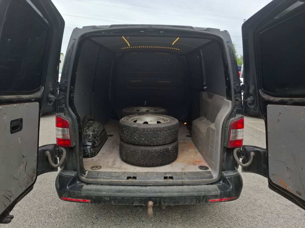 Volkswagen Transporter 2013 Musta