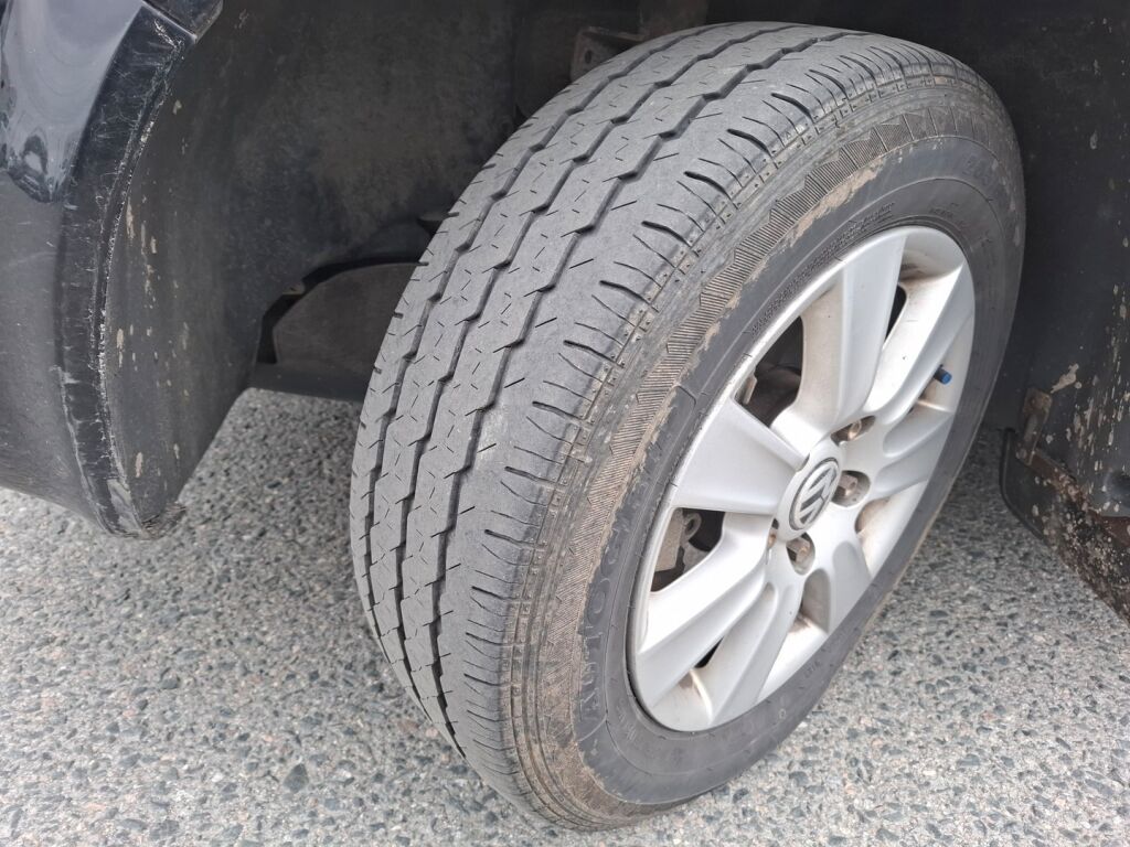 Volkswagen Transporter 2013 Musta