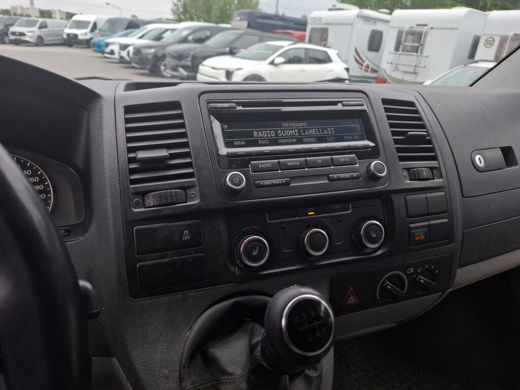 Volkswagen Transporter 2013 Musta