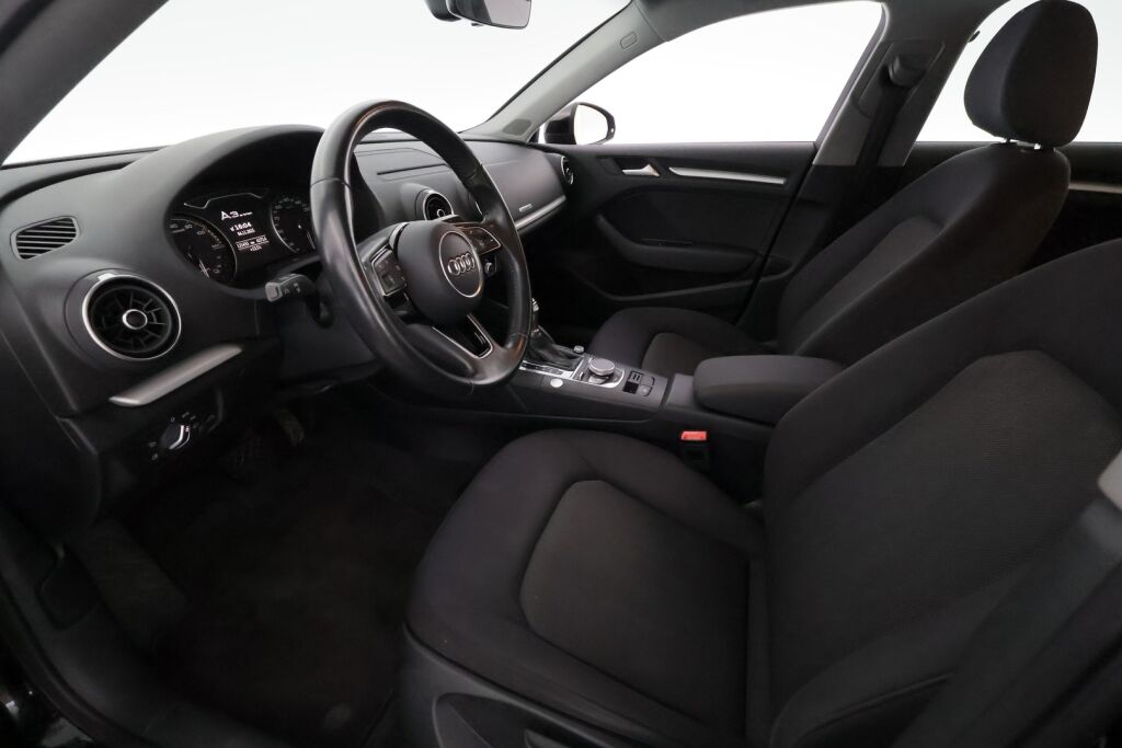 Audi A3 2017 Musta