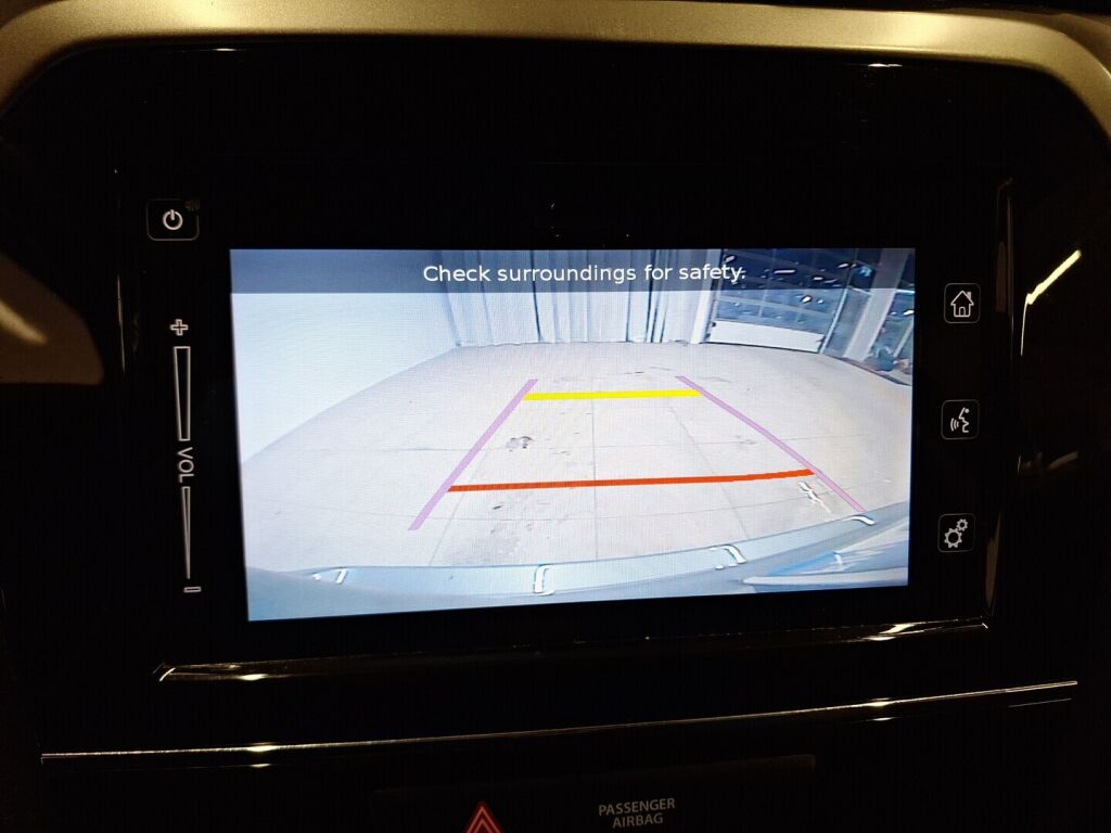 Suzuki Vitara 2022 Harmaa