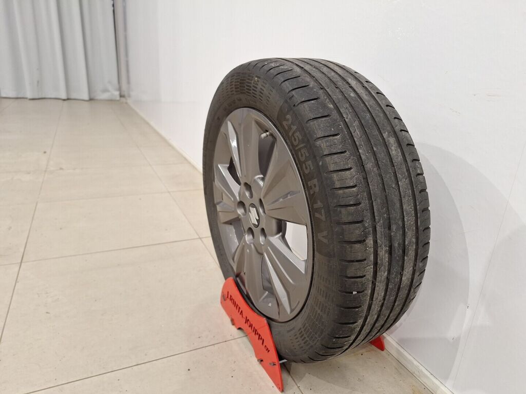 Suzuki Vitara 2022 Harmaa