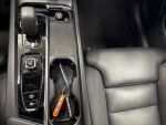 Volvo XC60 2023 Musta