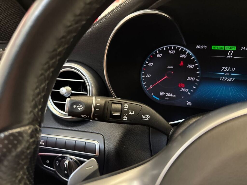 Mercedes-Benz C 2020 Valkoinen
