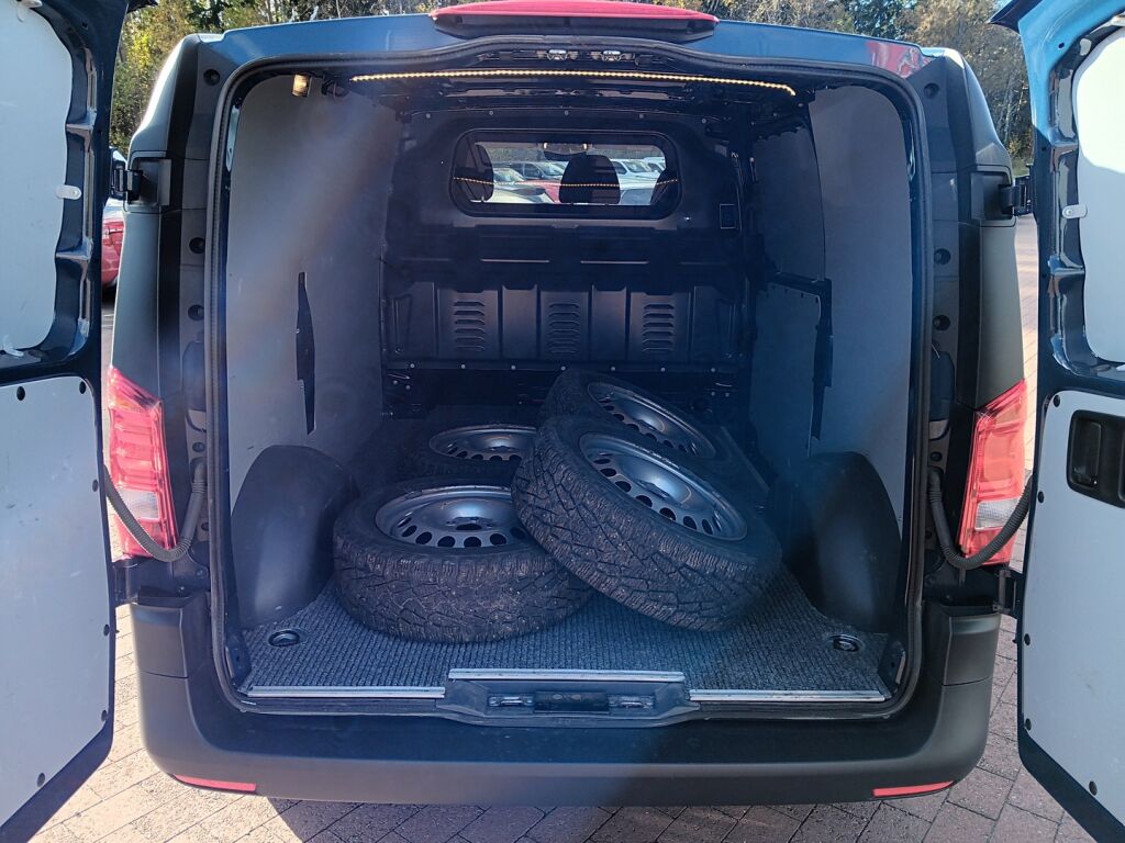 Mercedes-Benz Vito 2022 Sininen