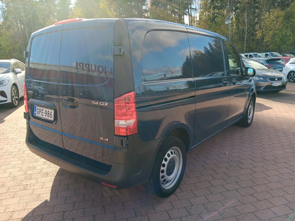 Mercedes-Benz Vito 2022 Sininen