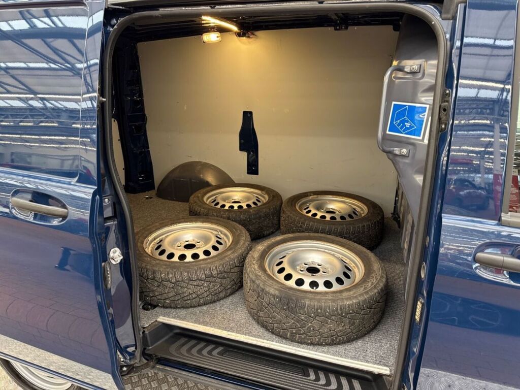 Mercedes-Benz Vito 2022, bild 6/19