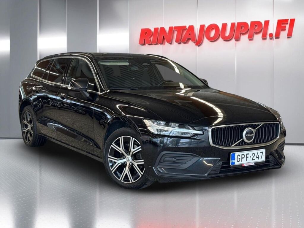 Volvo V60 2023 Musta