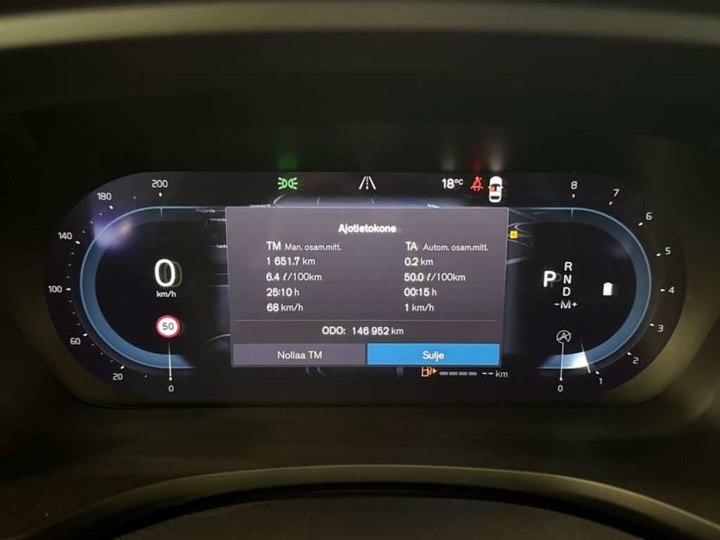 Volvo V60 2023 Musta