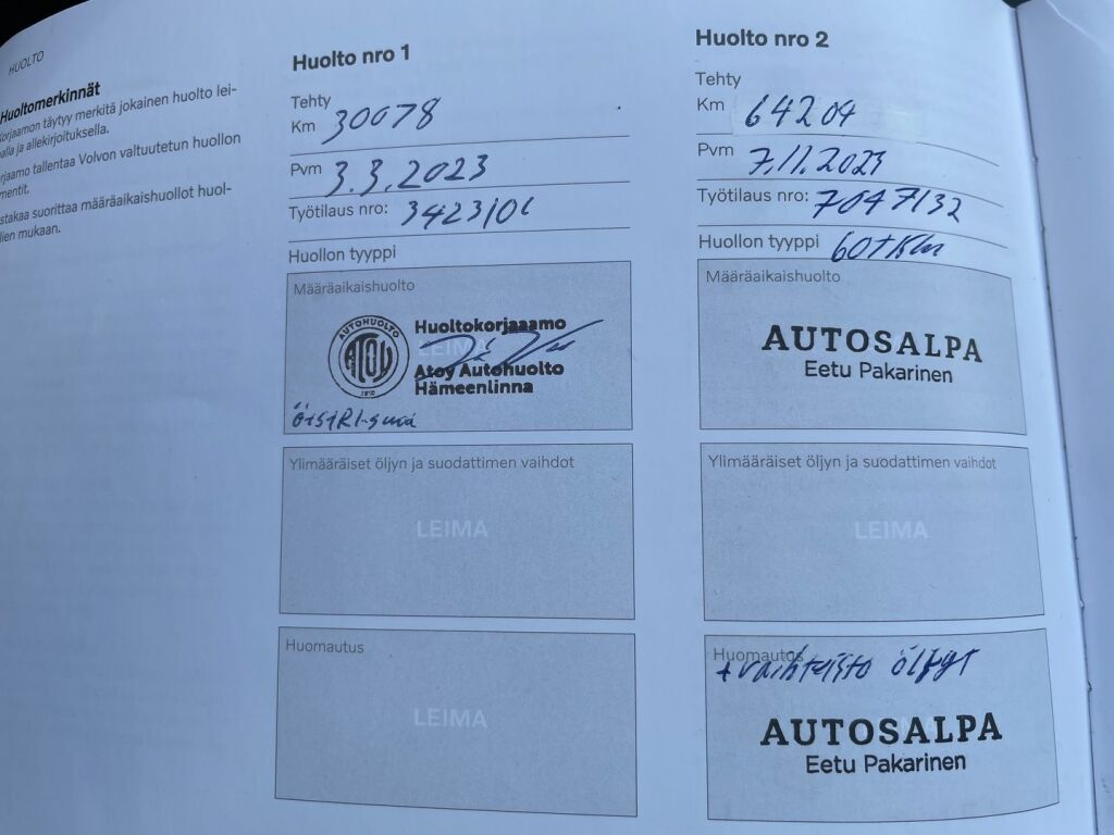 Volvo V60 2023 Musta