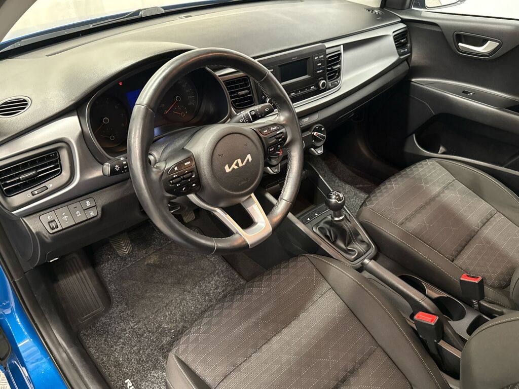 Kia Rio 2023 Sininen