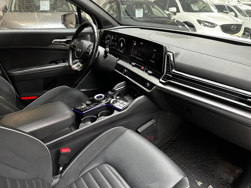 Kia Sportage 2022 Valkoinen