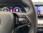 Skoda Octavia 2022 Sininen