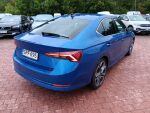 Skoda Octavia 2022 Sininen