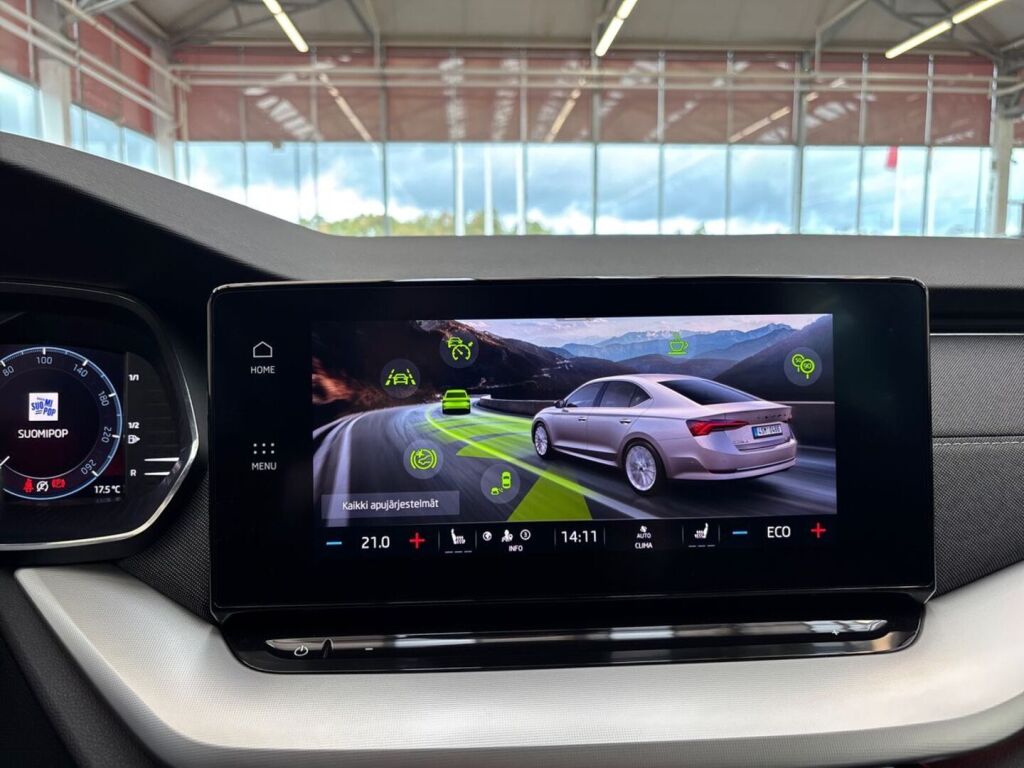 Skoda Octavia 2022 Sininen
