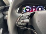 Skoda Octavia 2022 Sininen