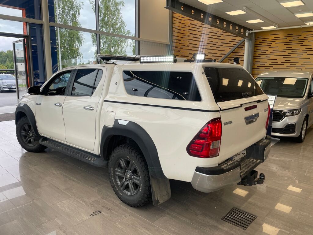 Toyota Hilux 2022 Valkoinen