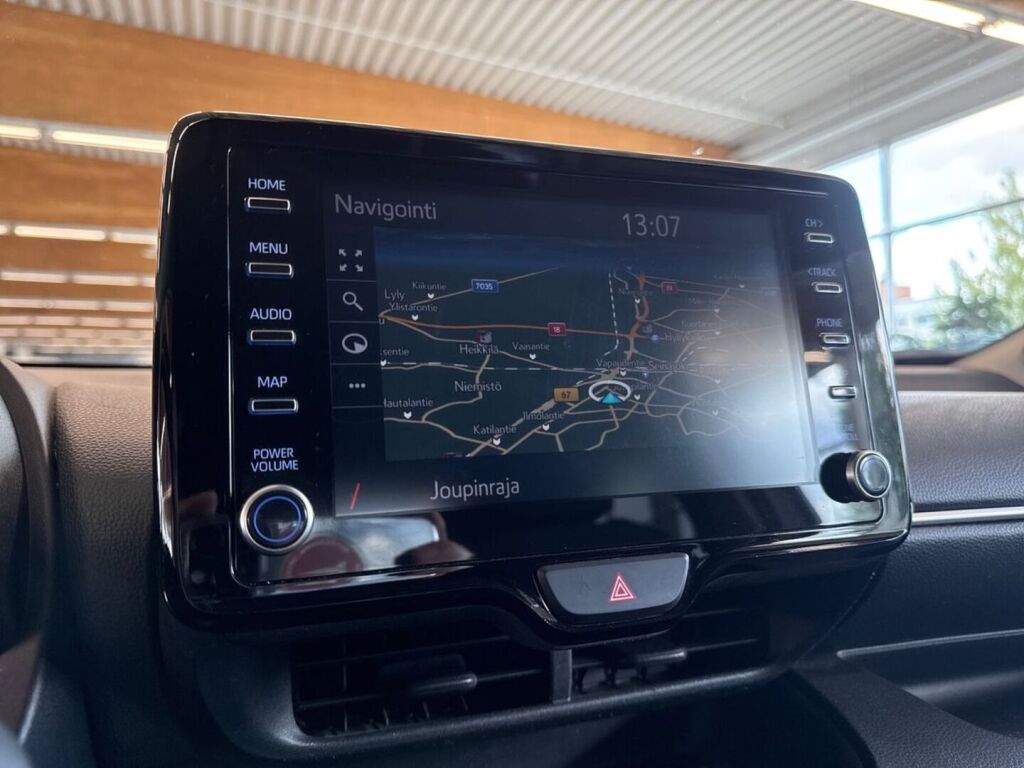 Toyota Yaris 2022 Valkoinen