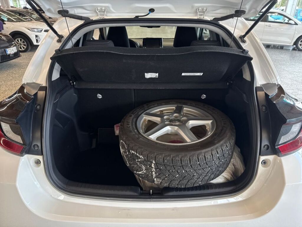Toyota Yaris 2022 Valkoinen