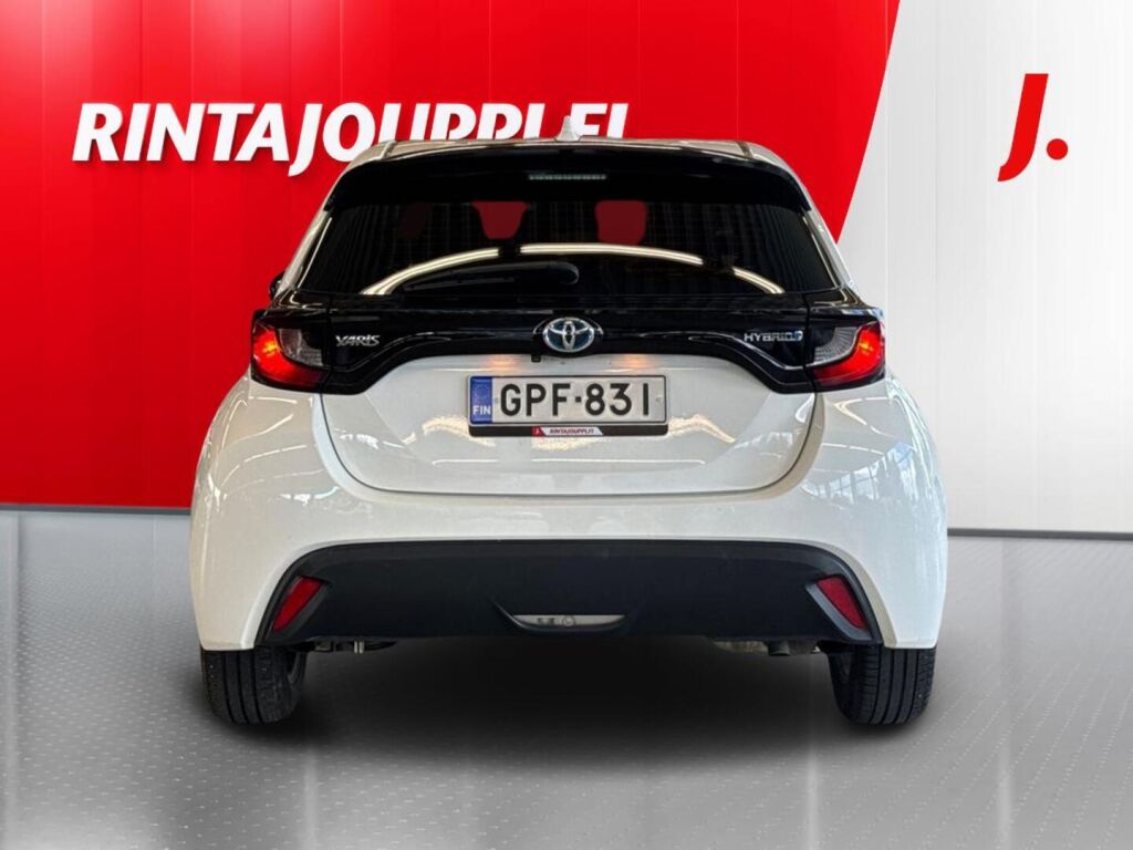 Toyota Yaris 2022, photo 6/26