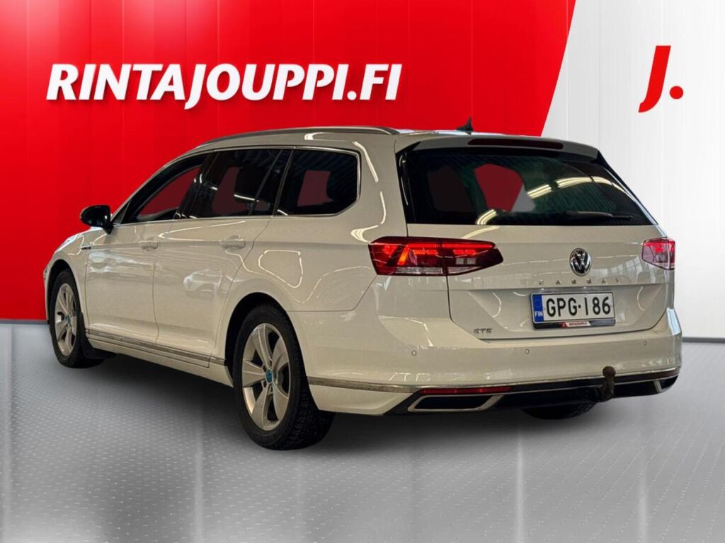 Volkswagen Passat 2020 Valkoinen