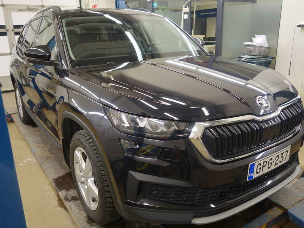 Skoda Kodiaq 2022 Musta