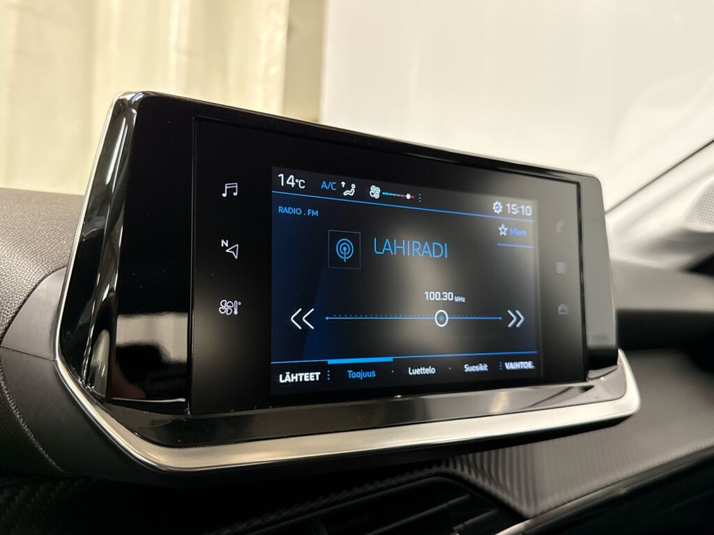 Peugeot 208 2023 Valkoinen