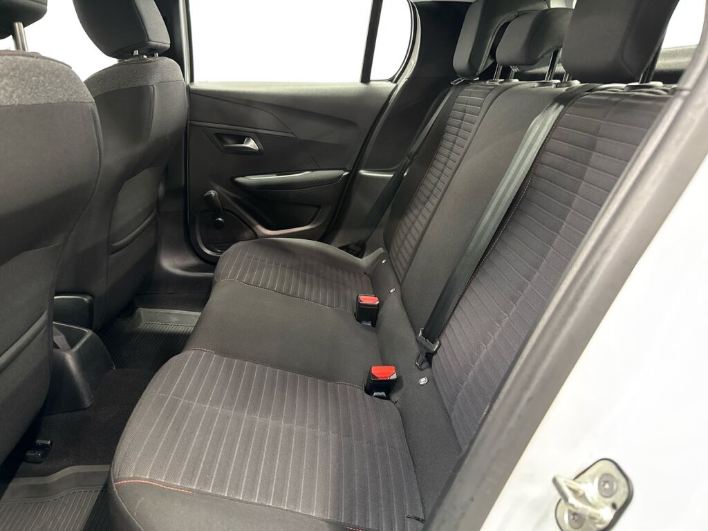 Peugeot 208 2023 Valkoinen