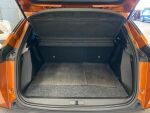 Peugeot 2008 2022 Oranssi