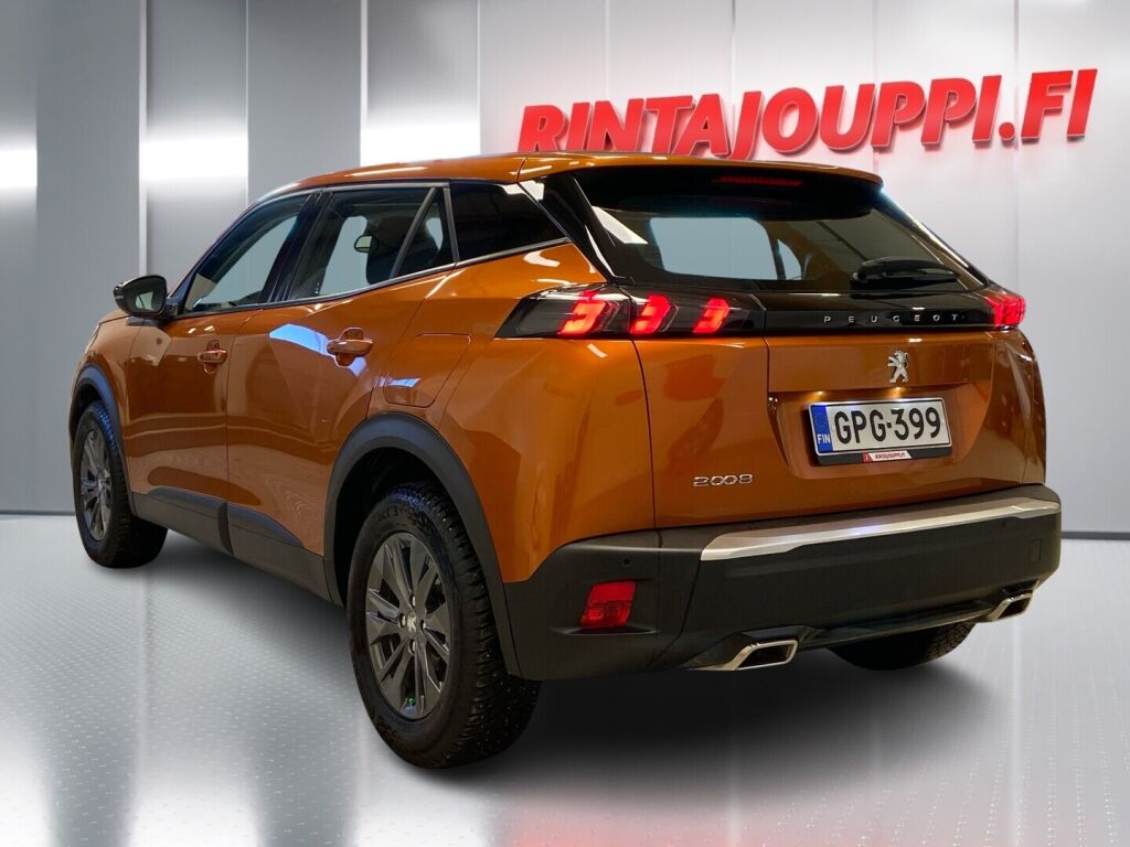 Peugeot 2008 2022 Oranssi