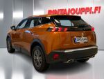 Peugeot 2008 2022 Oranssi