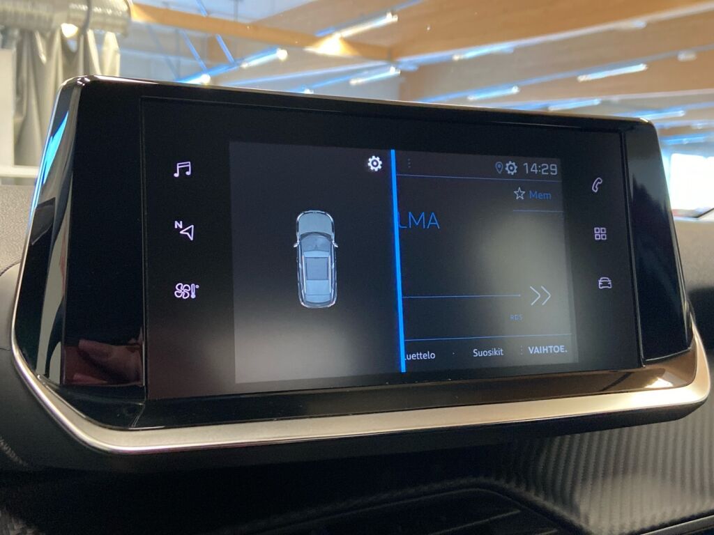 Peugeot 2008 2022 Oranssi