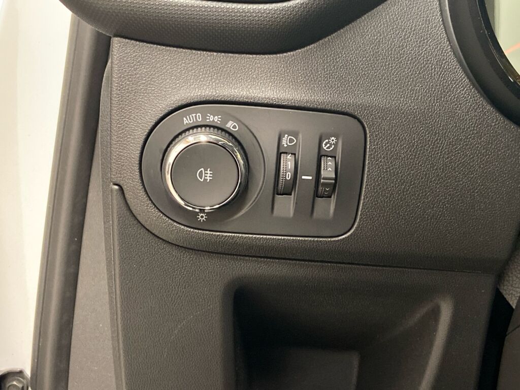 Opel Crossland 2022 Valkoinen