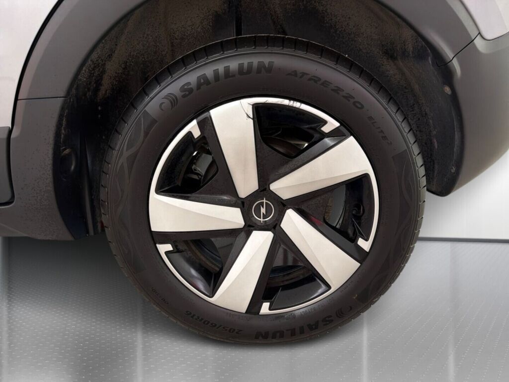 Opel Crossland 2022 Harmaa