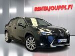 Lexus UX 2022 Musta