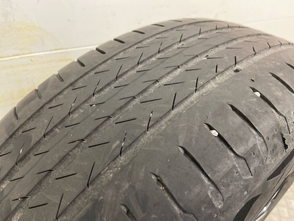 Peugeot e-2008 2022 Harmaa