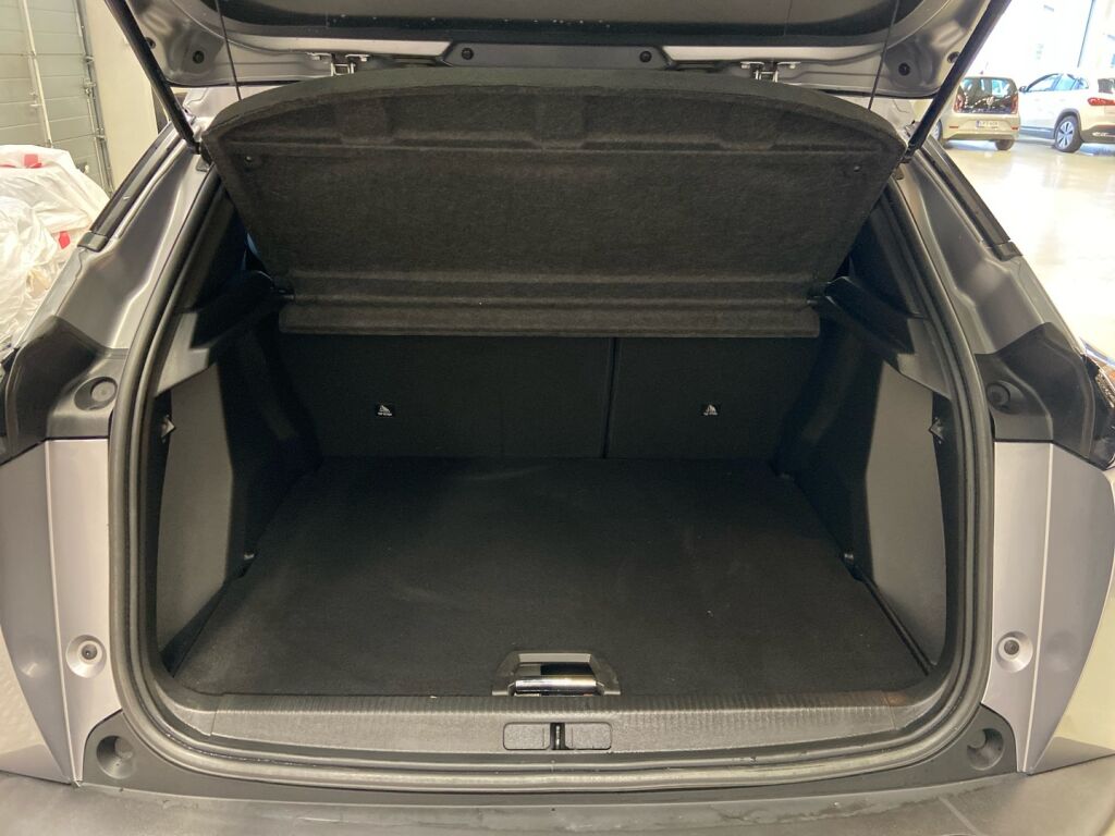 Peugeot e-2008 2022 Harmaa