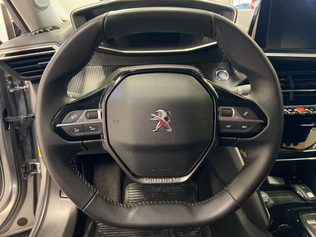 Peugeot e-2008 2022 Harmaa