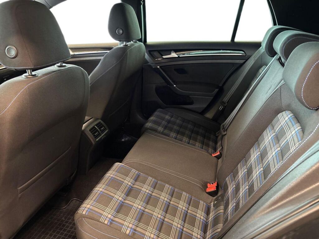 Volkswagen Golf 2016 Harmaa