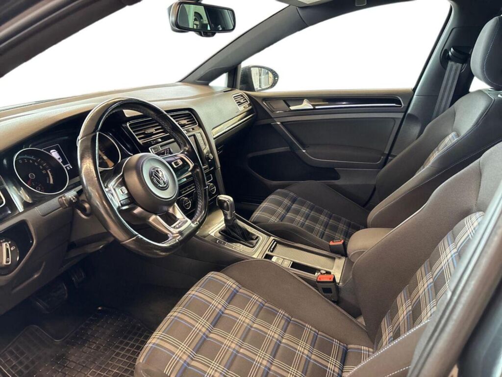 Volkswagen Golf 2016 Harmaa
