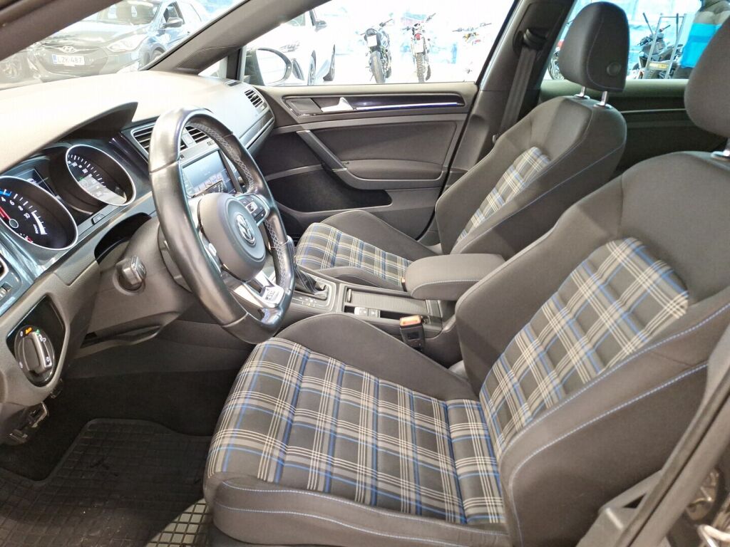 Volkswagen Golf 2016 Harmaa