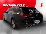 Mercedes-Benz CLA 2023 Musta